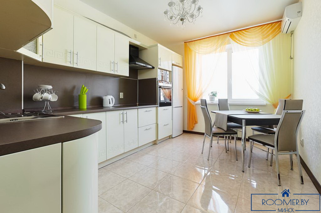 Двухкомнатная квартира в Минске на сутки Энгельса кухня