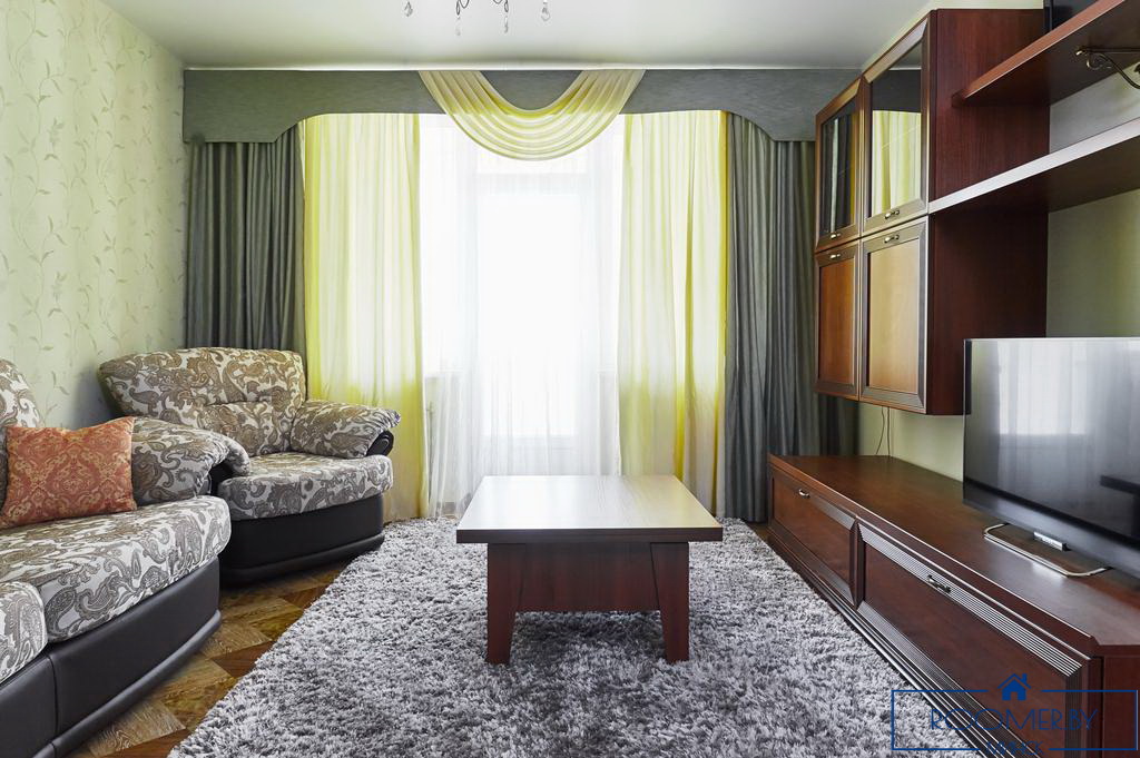 Двухкомнатная квартира в Минске на сутки Энгельса гостиная