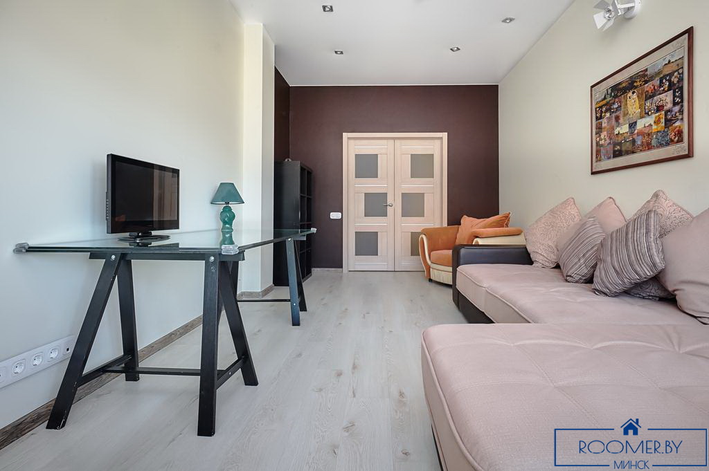 Однокомнатная квартира на сутки в Минске Володарского спальня