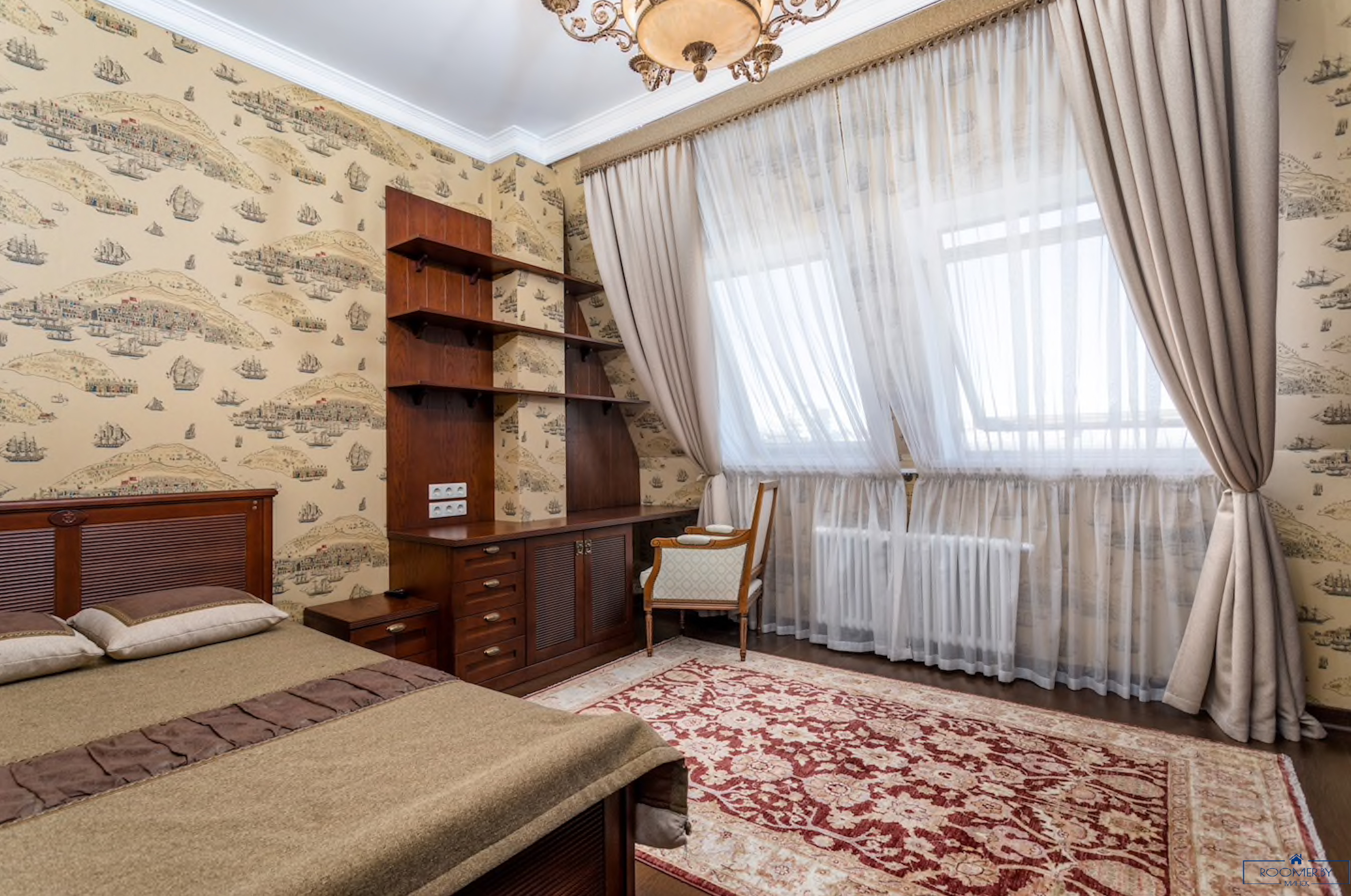 Пятикомнатная квартира на сутки Минск проспект Независимости, 23 спальня