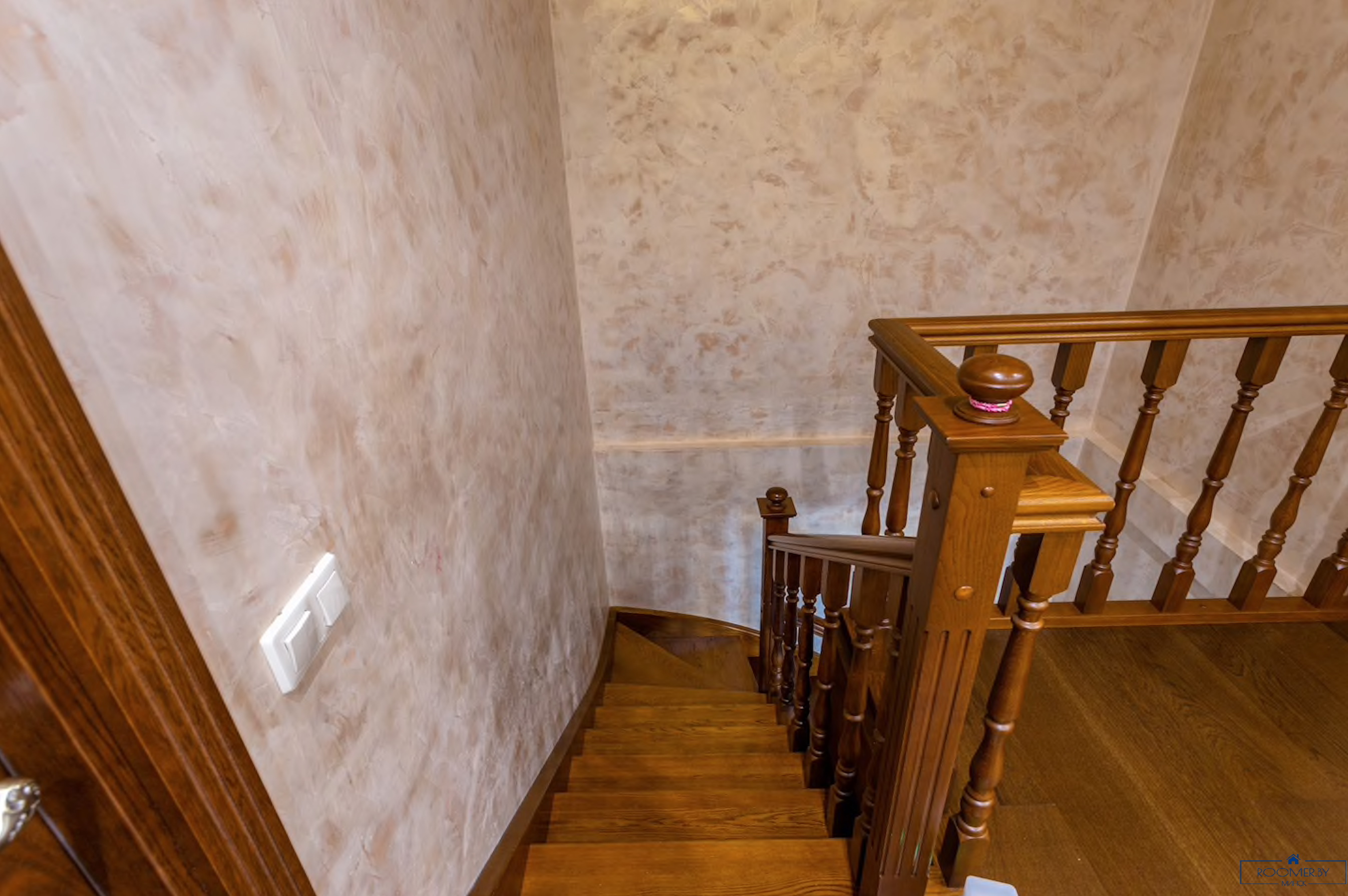 Пятикомнатная квартира на сутки Минск проспект Независимости, 23 лестница