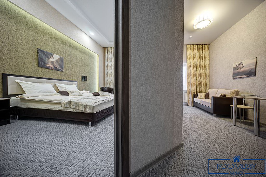 Двухкомнатная квартира посуточно Минск Короля спальня