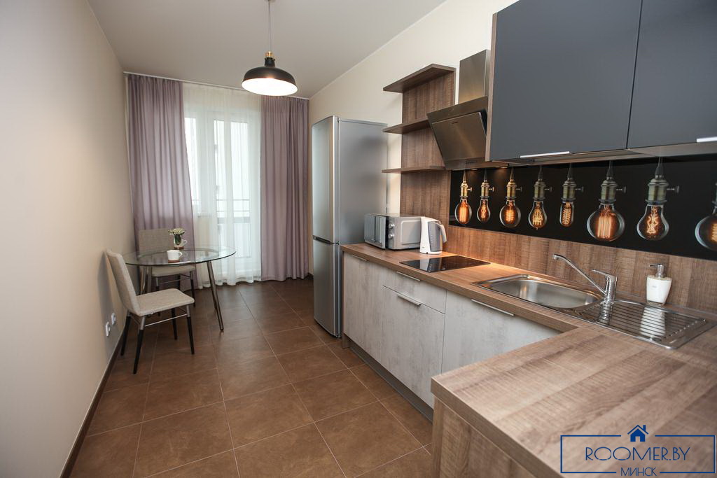 Двухкомнатная квартира на сутки в Минске Короля кухня