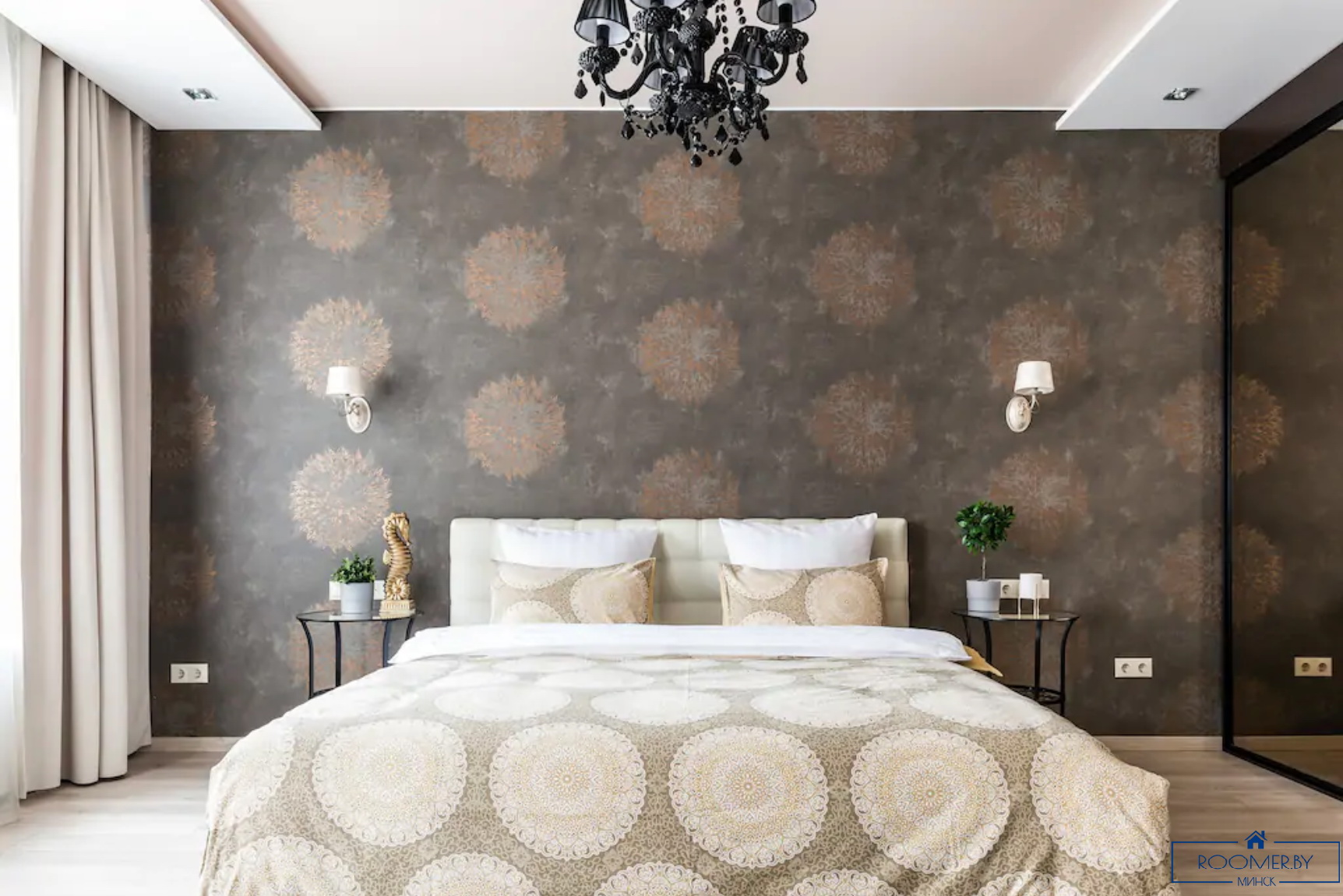 Пятикомнатная квартира на сутки Минск Ленинградская спальня