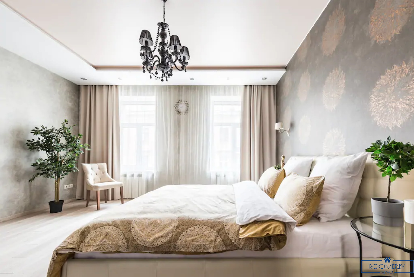 Пятикомнатная квартира на сутки Минск Ленинградская спальня