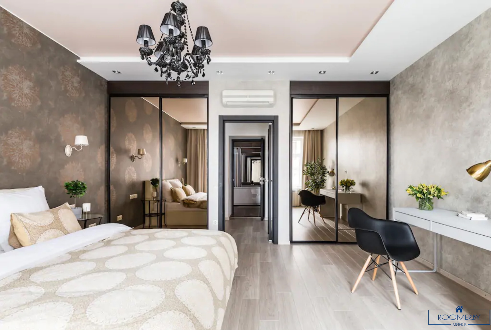 Пятикомнатная квартира на сутки Минск Ленинградская спальня