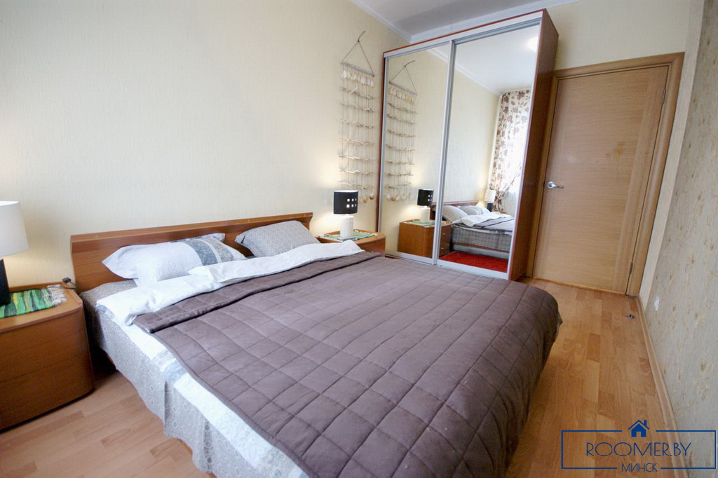 Квартира на сутки в Минске возле метро Площадь Ленина спальня