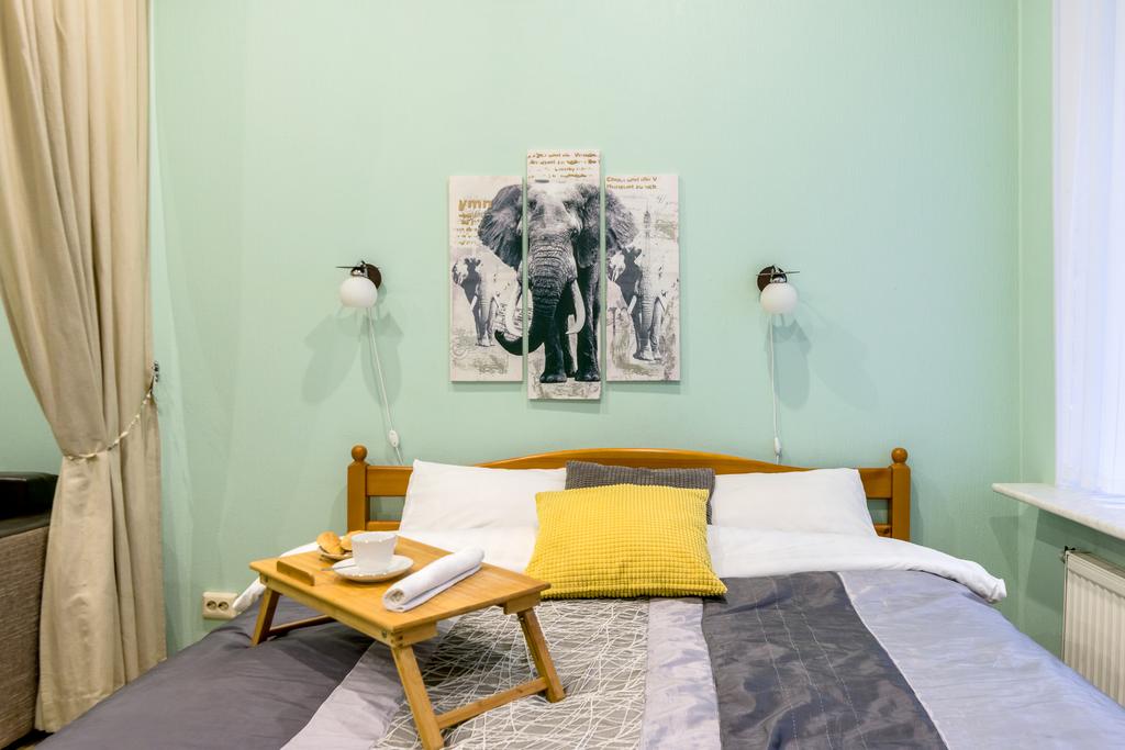 Четырехкомнатная квартира на сутки Минск Мясникова, 34 спальня