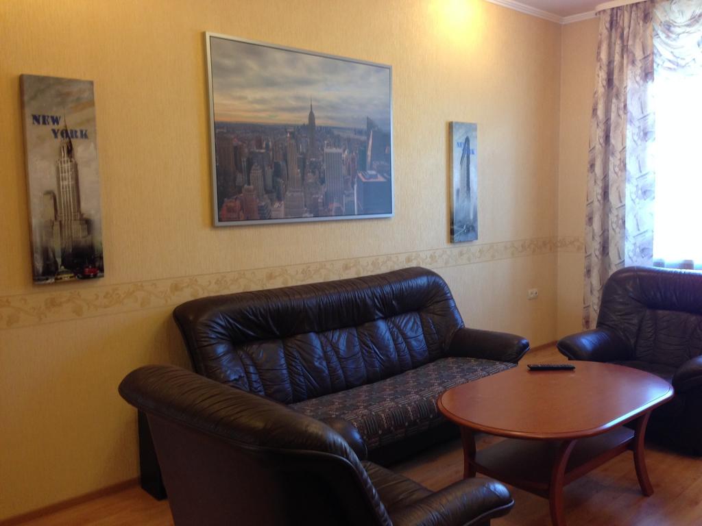 Трехкомнатная квартира посуточно в Минске на Короля, 18 кухня