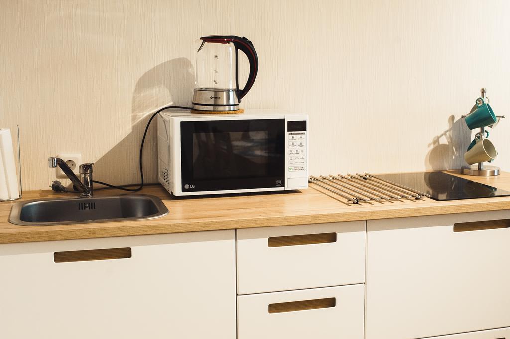 Трехкомнатная квартира на сутки в Минске на Ленинградской, 2 кухня