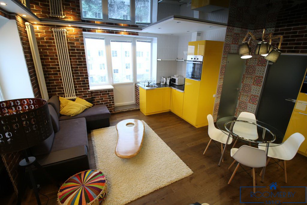 Двухкомнатная квартира на сутки Дзержинского гостиная