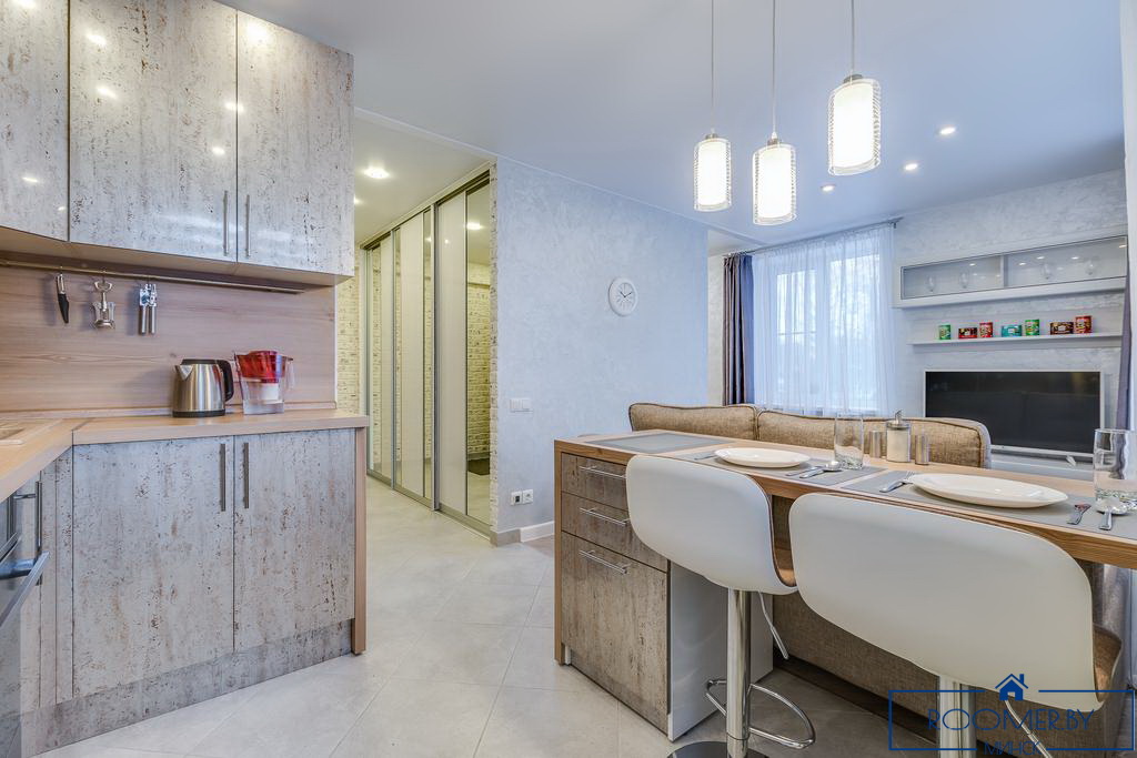 Двухкомнатная квартира на сутки Дзержинского кухня