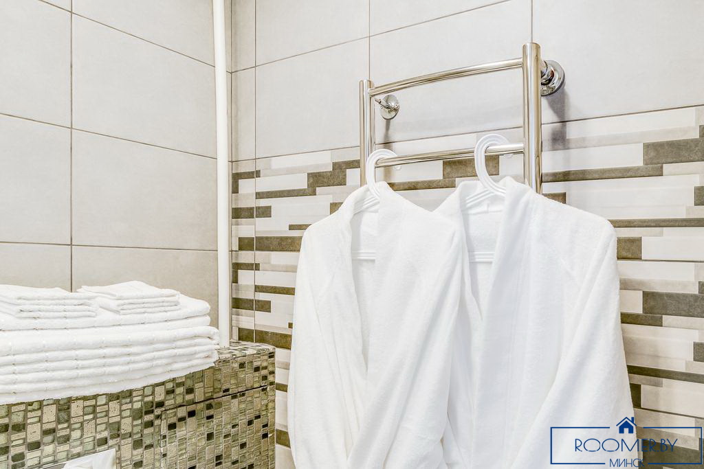 Двухкомнатная квартира на сутки Дзержинского ванна