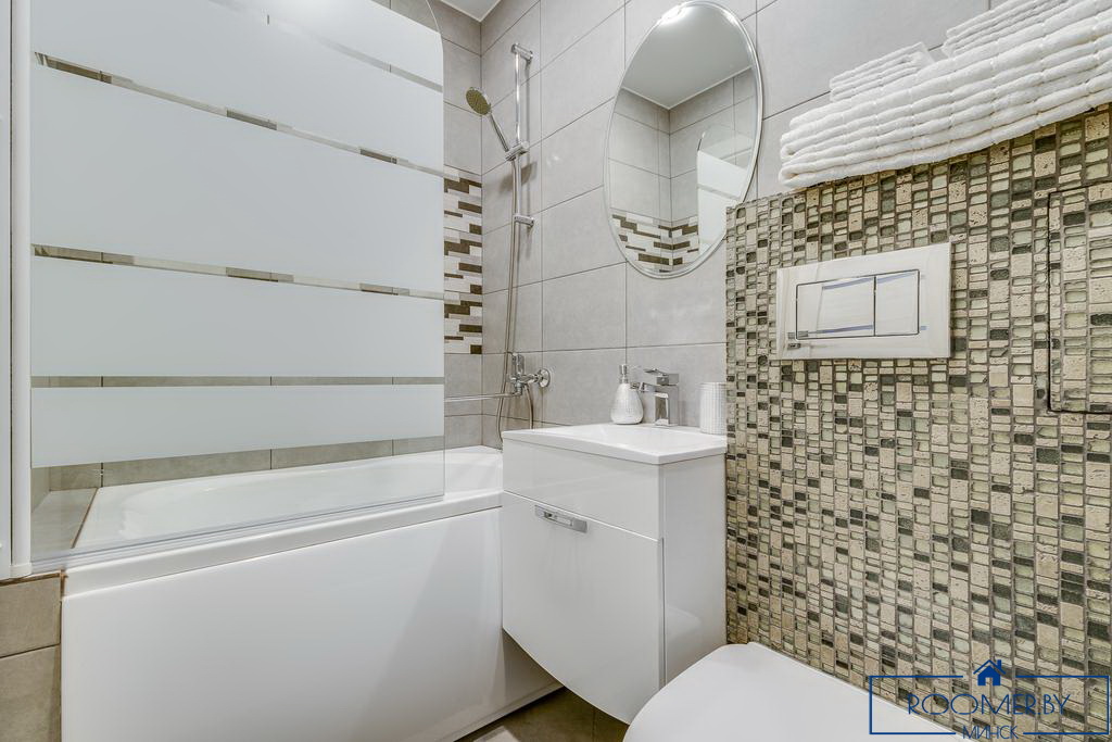 Двухкомнатная квартира на сутки Дзержинского ванна