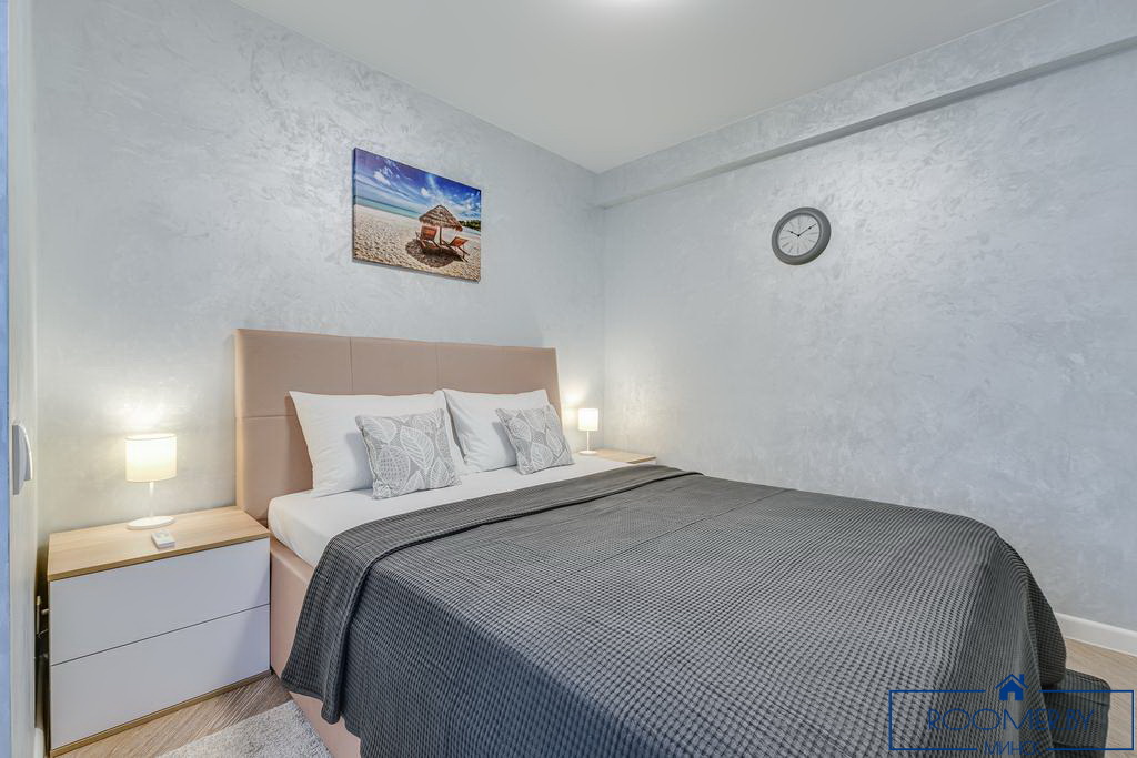 Двухкомнатная квартира на сутки Дзержинского спальня