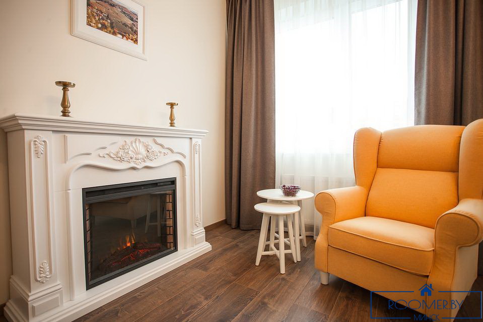 Двухкомнатная квартира на сутки в Минске Короля гостиная