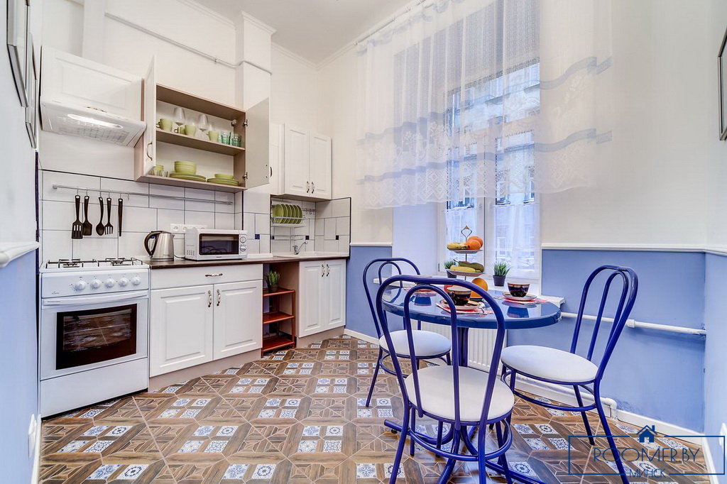 Квартира на сутки в Минске возле метро Площадь Ленина кухня