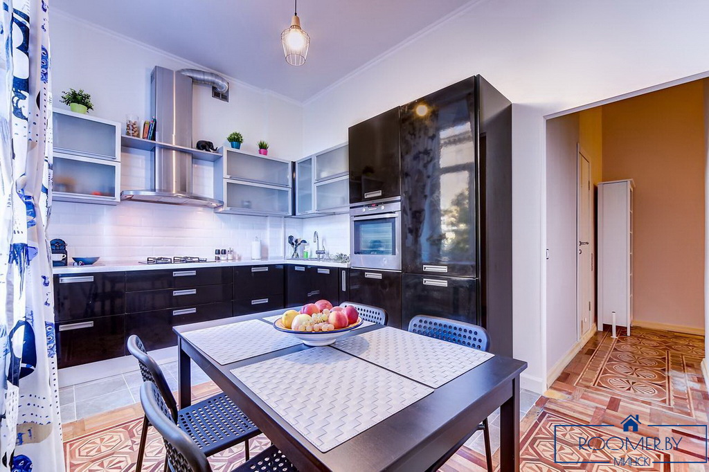 Квартира на сутки в Минске возле метро Институт Культуры кухня