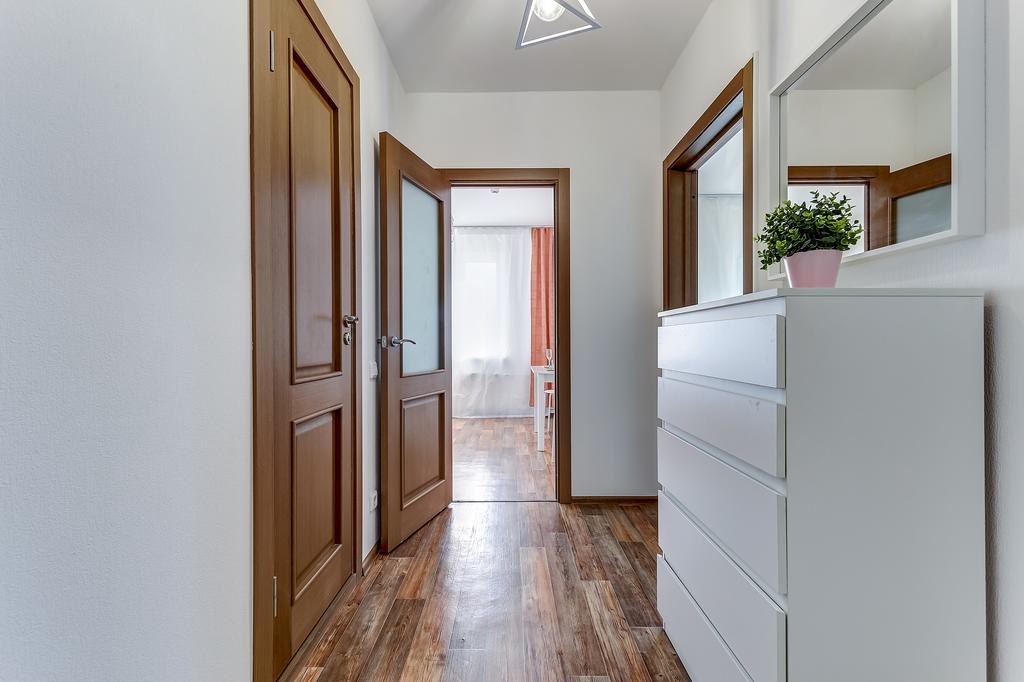 Однокомнатная квартира на сутки в Минске Воронянского, 7 прихожая