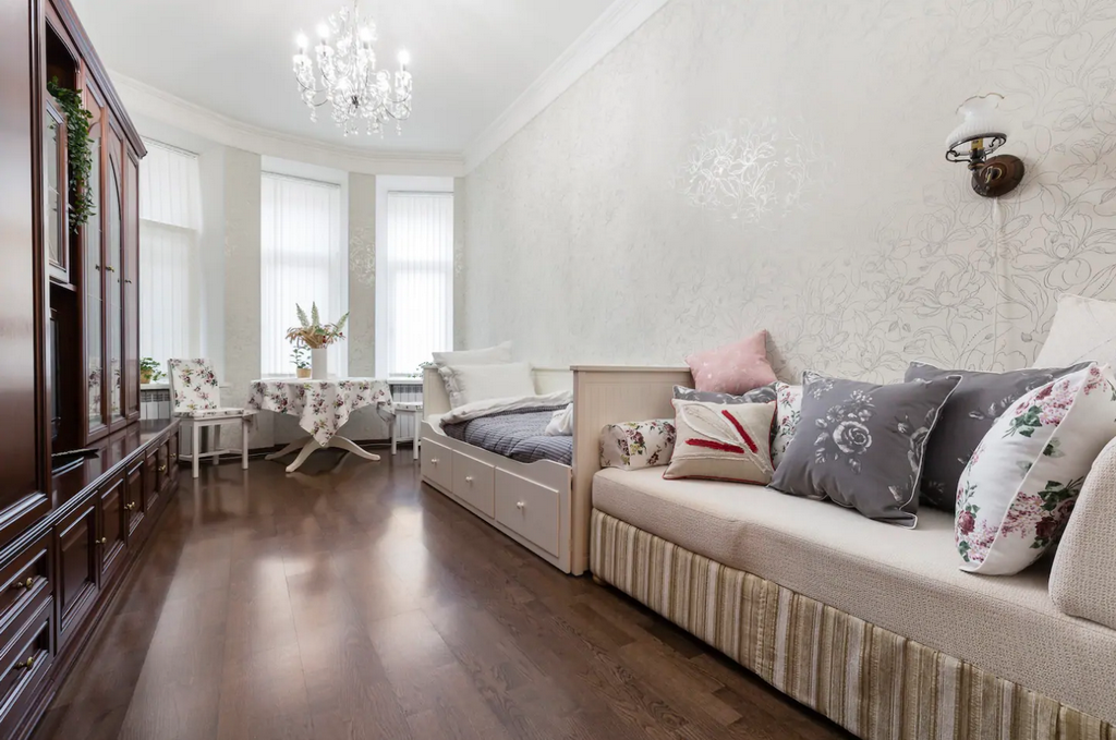 Четырехкомнатная квартира на сутки в Минске спальня