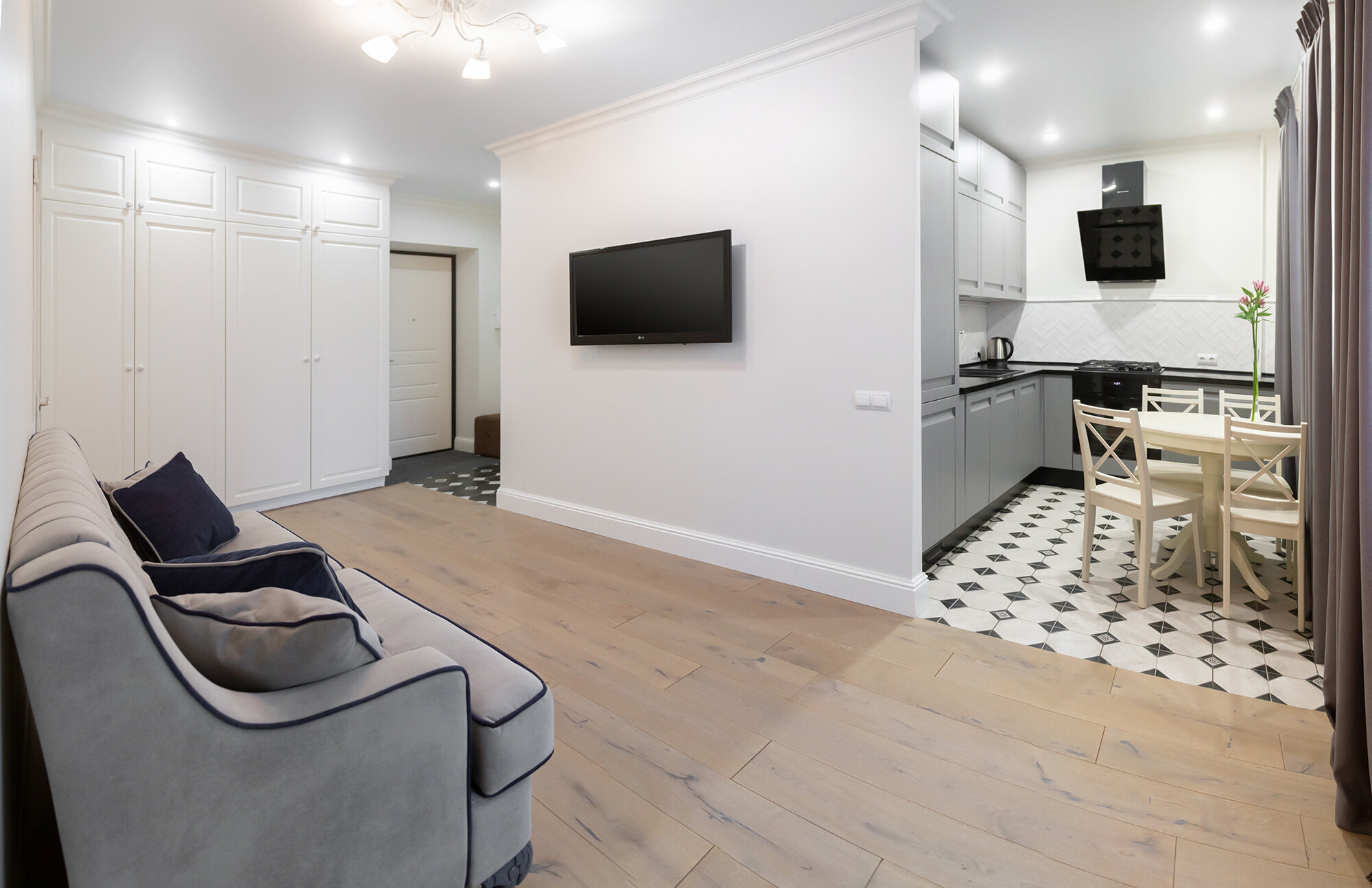 Вид квартиры на сутки, Минск, пр-т Независимости 42 — фото 3