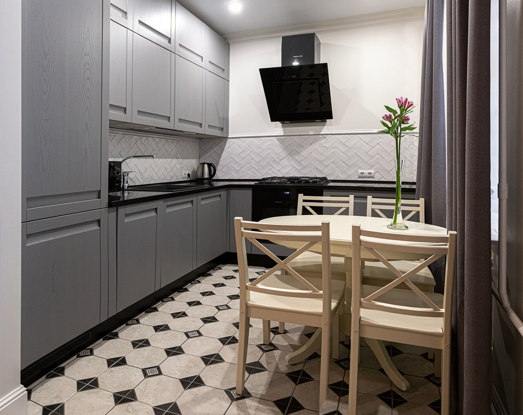 Квартира посуточно Минск, пр-т Независимости 42 — фото интерьера