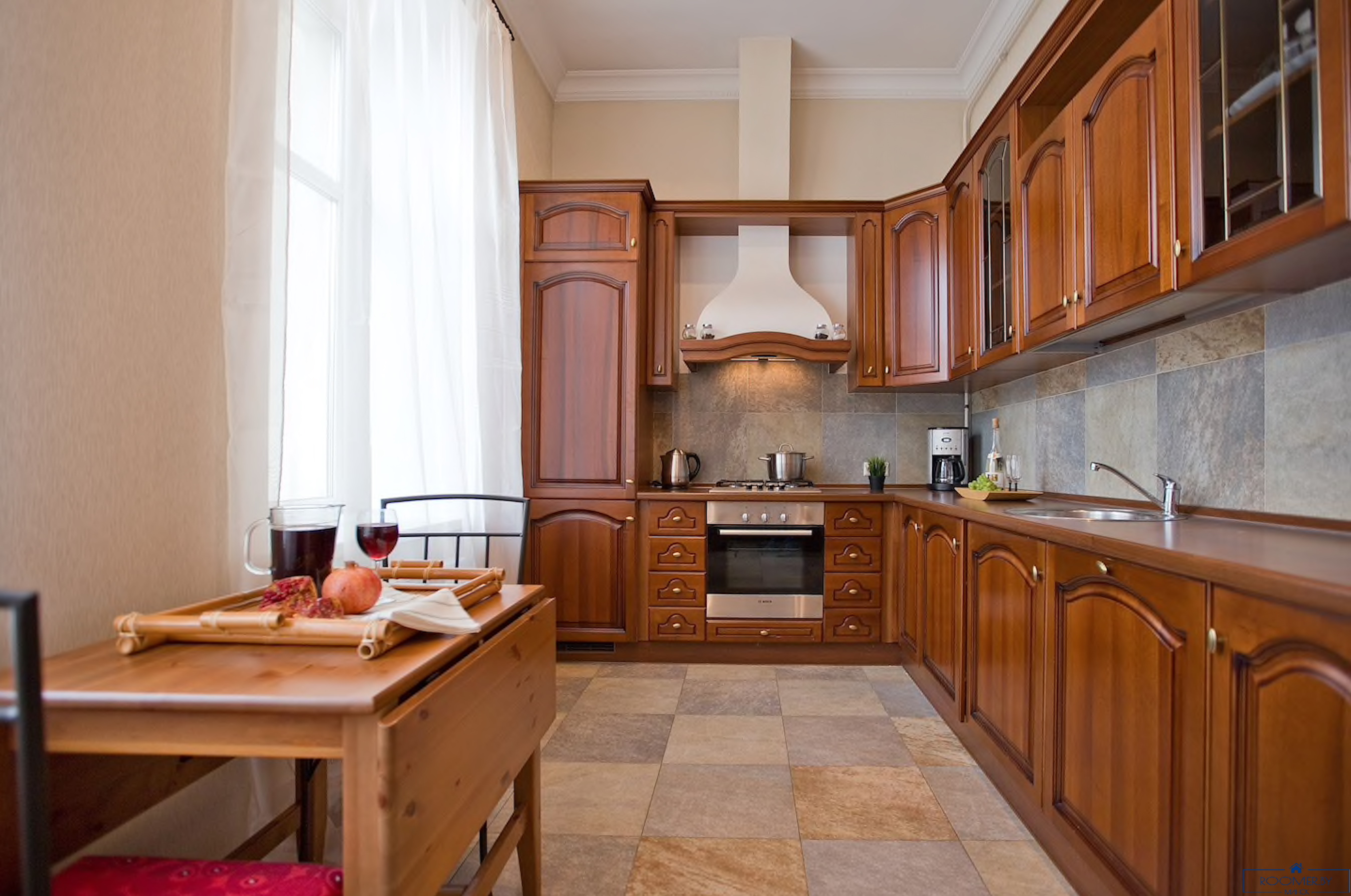 Четырехкомнатная квартира на сутки Минск Броневой переулок, 10 кухня