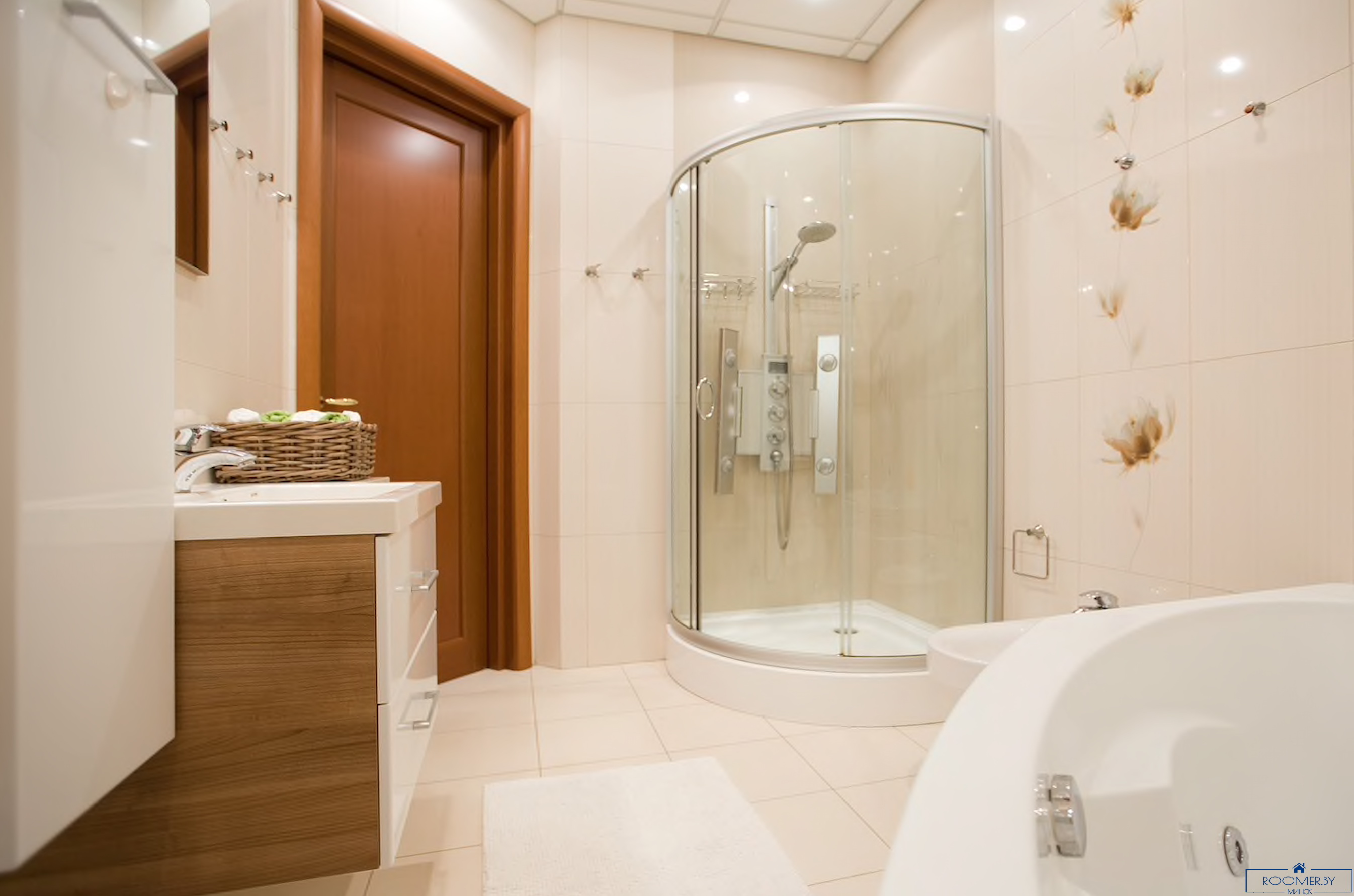 Четырехкомнатная квартира на сутки Минск Броневой переулок, 10 ванна