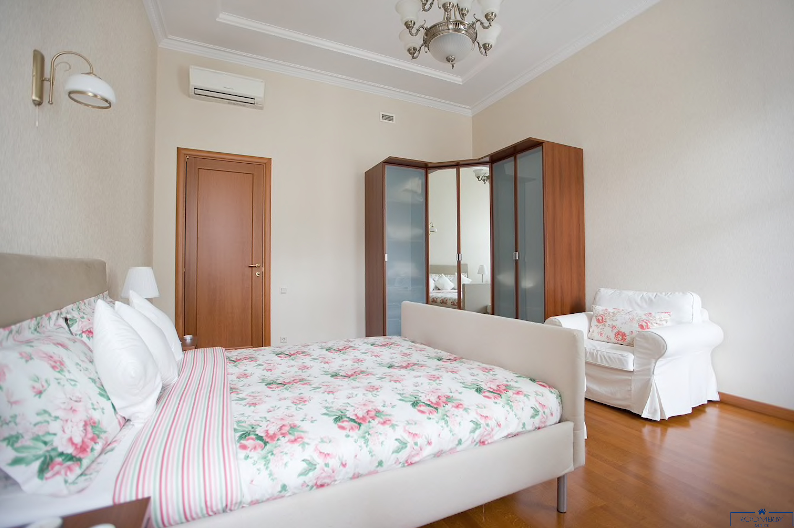 Четырехкомнатная квартира на сутки Минск Броневой переулок, 10 спальня