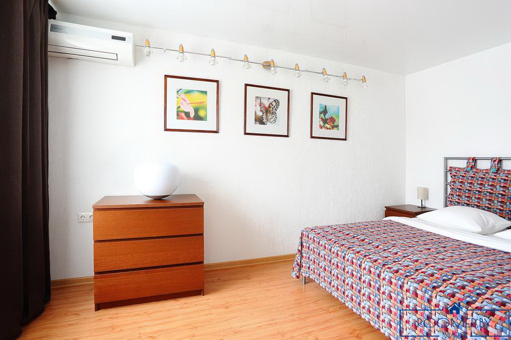 Двухкомнатная квартира на сутки Минск Румянцева спальня