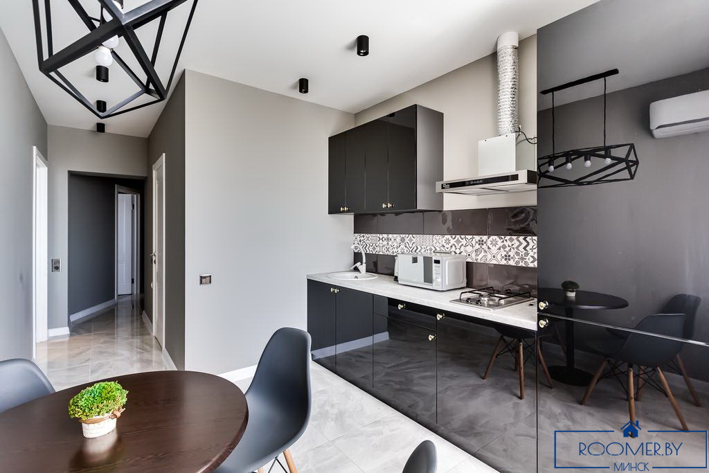 Двухкомнатная квартира на сутки Минске Захарова кухня