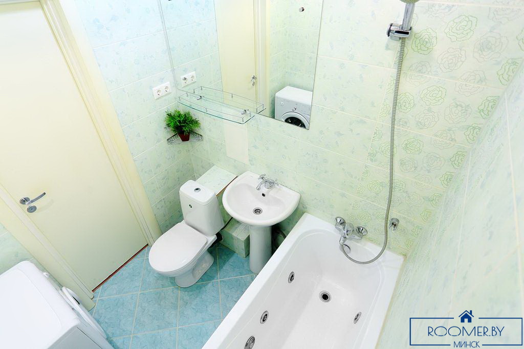 Двухкомнатная квартира на сутки Минск Румянцева ванна