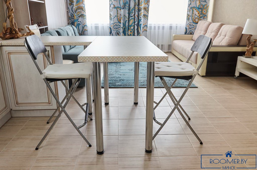 Двухкомнатная квартира на сутки в Минске Грибоедова кухня