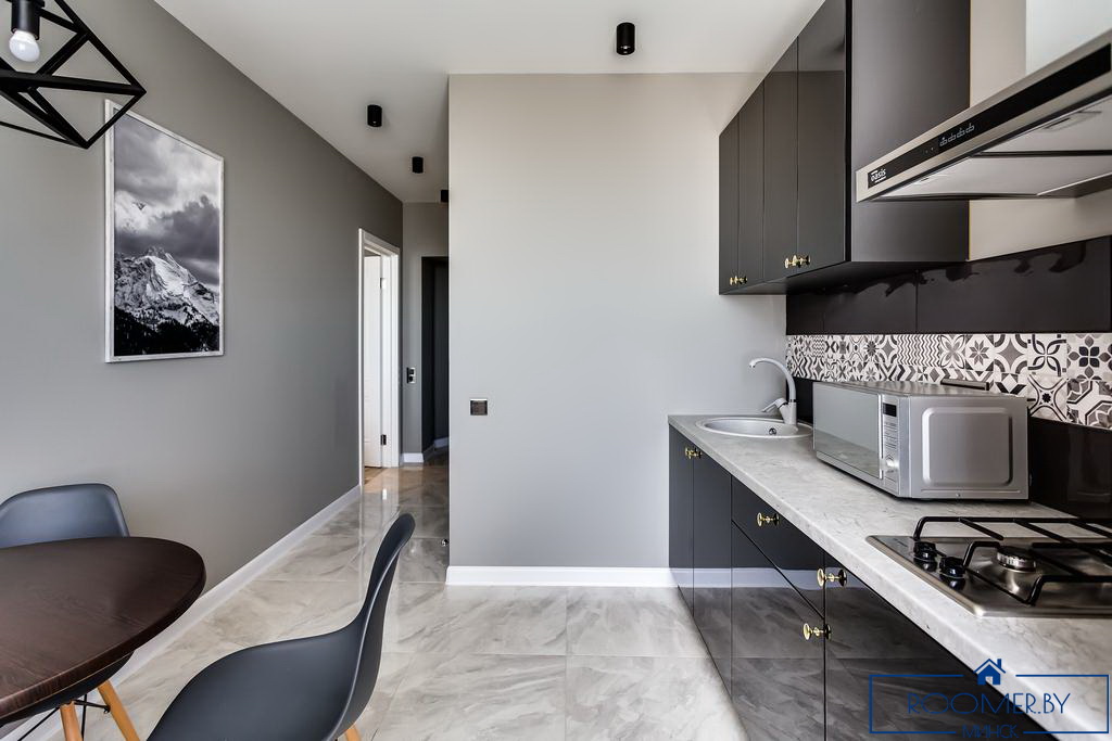 Двухкомнатная квартира на сутки Минске Захарова кухня