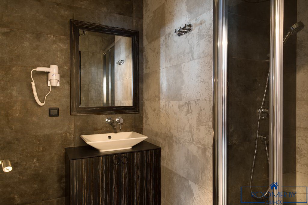 Однокомнатная квартира на сутки в Минске Захарова ванна