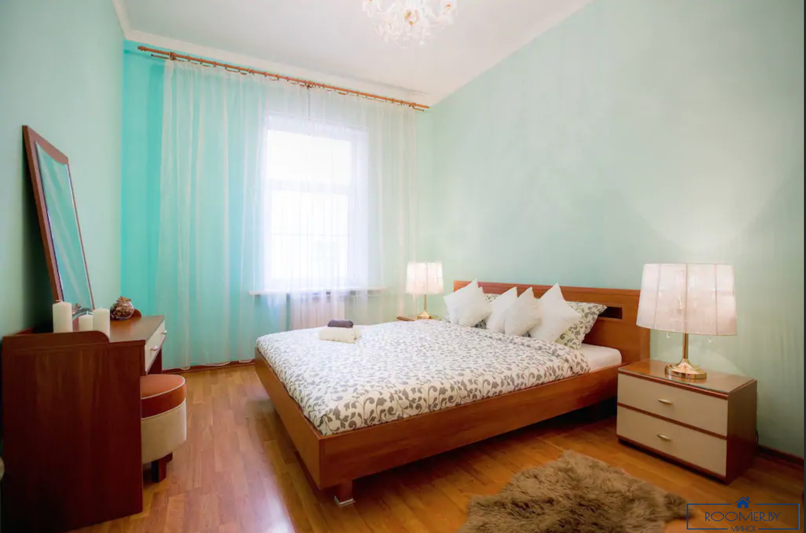 Пятикомнатная квартира на сутки Минск Румянцева спальня