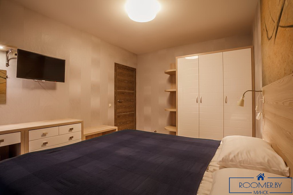 Квартира на сутки в Минске возле метро Академия Наук спальня