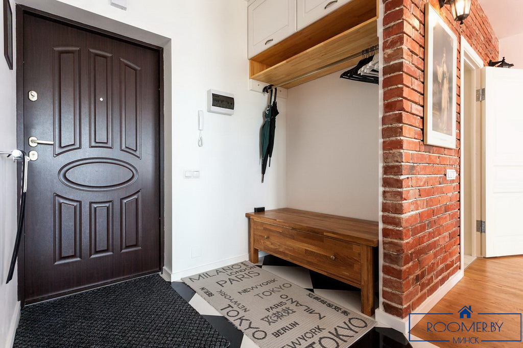 Квартира на сутки в Минске на улице Мстиславца, 22 прихожая