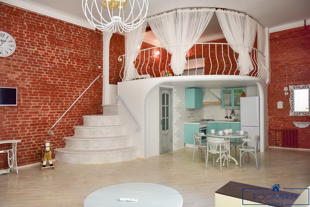 Квартира на сутки в Минске возле метро Академия Наук гостиная