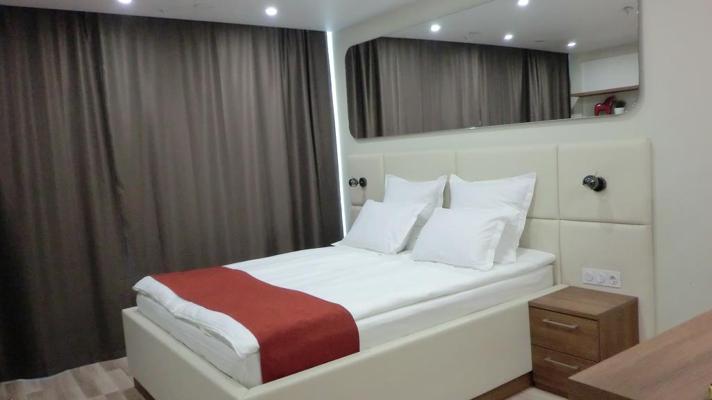 Квартира на сутки в Минске на Мстиславца, 20 спальня