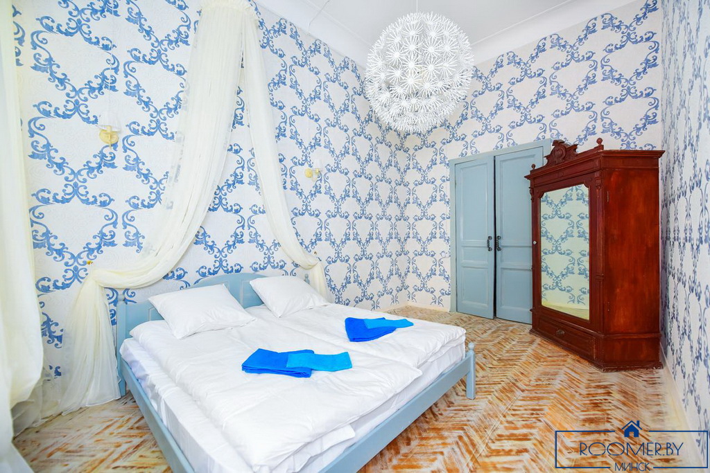 Квартира на сутки в Минске возле метро Академия Наук спальня