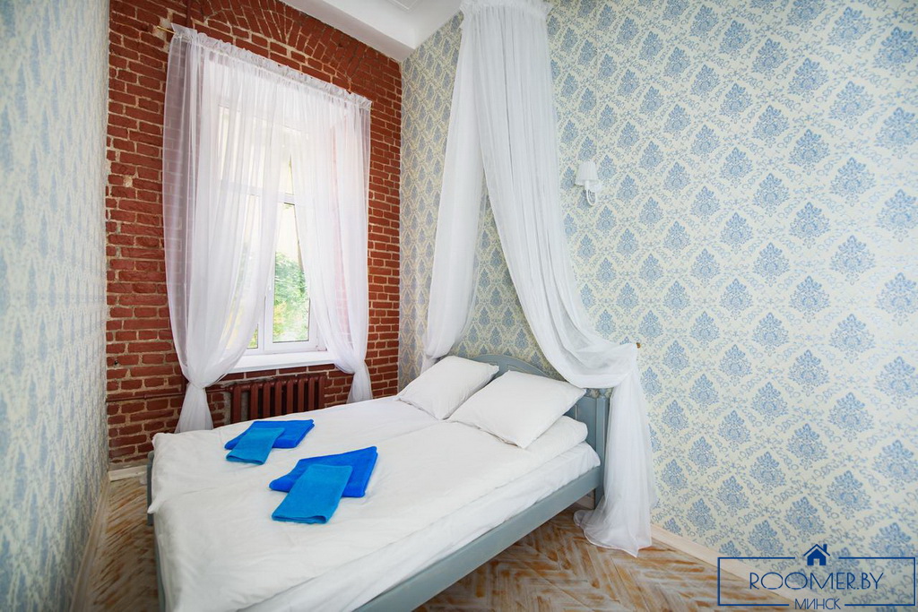 Квартира на сутки в Минске возле метро Академия Наук спальня