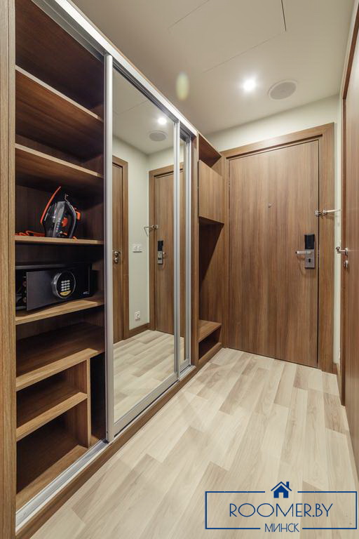 Квартира на сутки в Минске на проспекте Независимости, 58 коридор