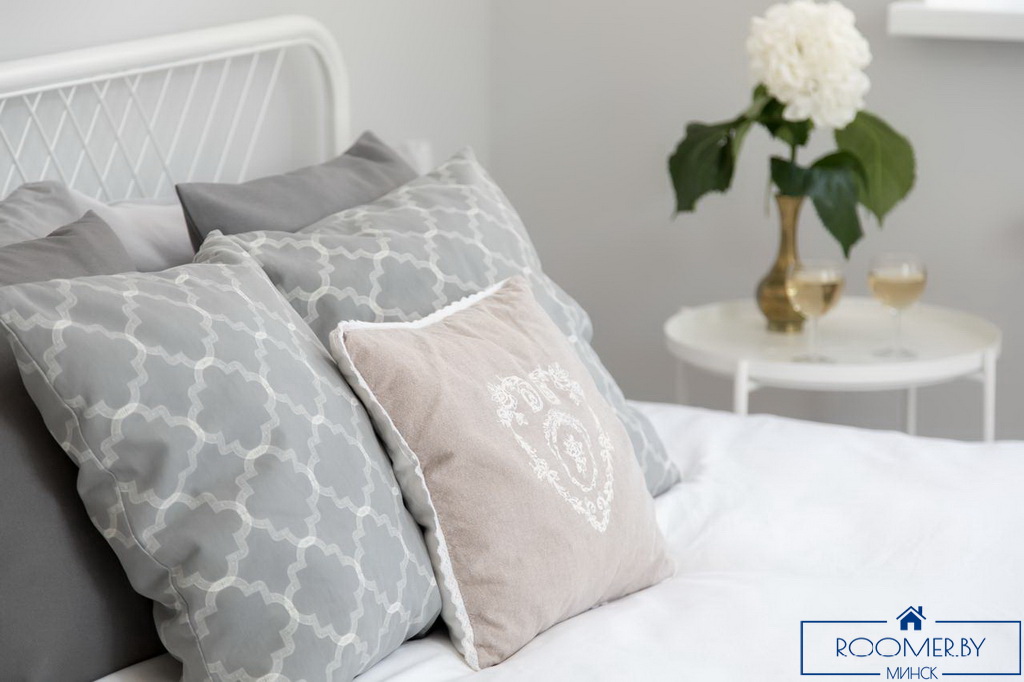 Квартира на сутки в Минске возле метро Площадь Якуба Коласа спальня