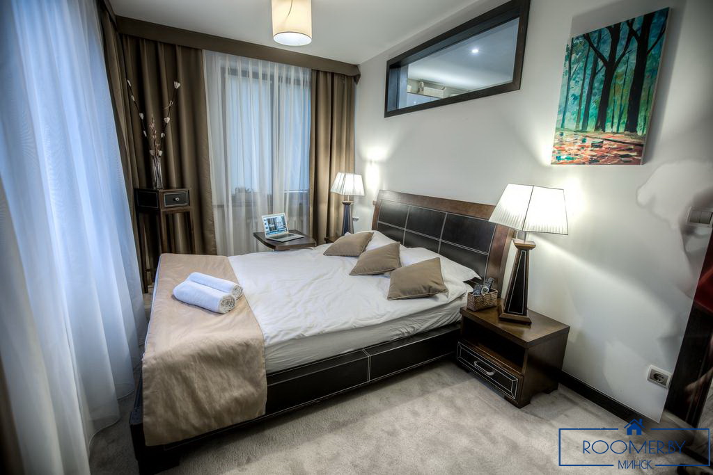 Квартира на сутки в Минске на бульваре Мулявина, 5 спальня