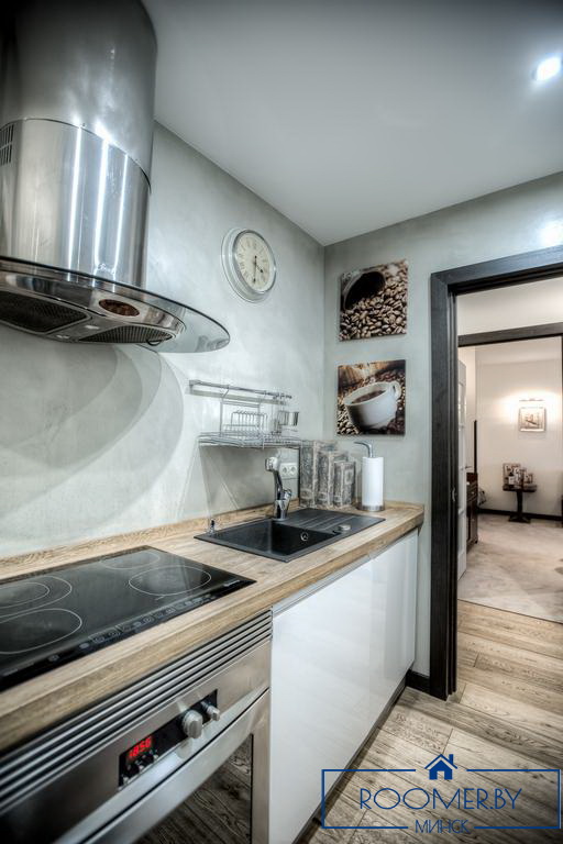 Квартира на сутки в Минске на бульваре Мулявина, 5 кухня