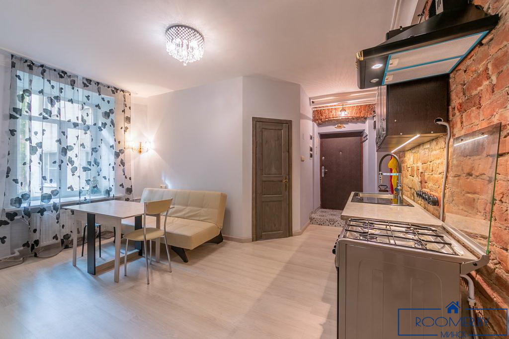 Квартира на сутки в Минске возле метро Площадь Якуба Коласа кухня