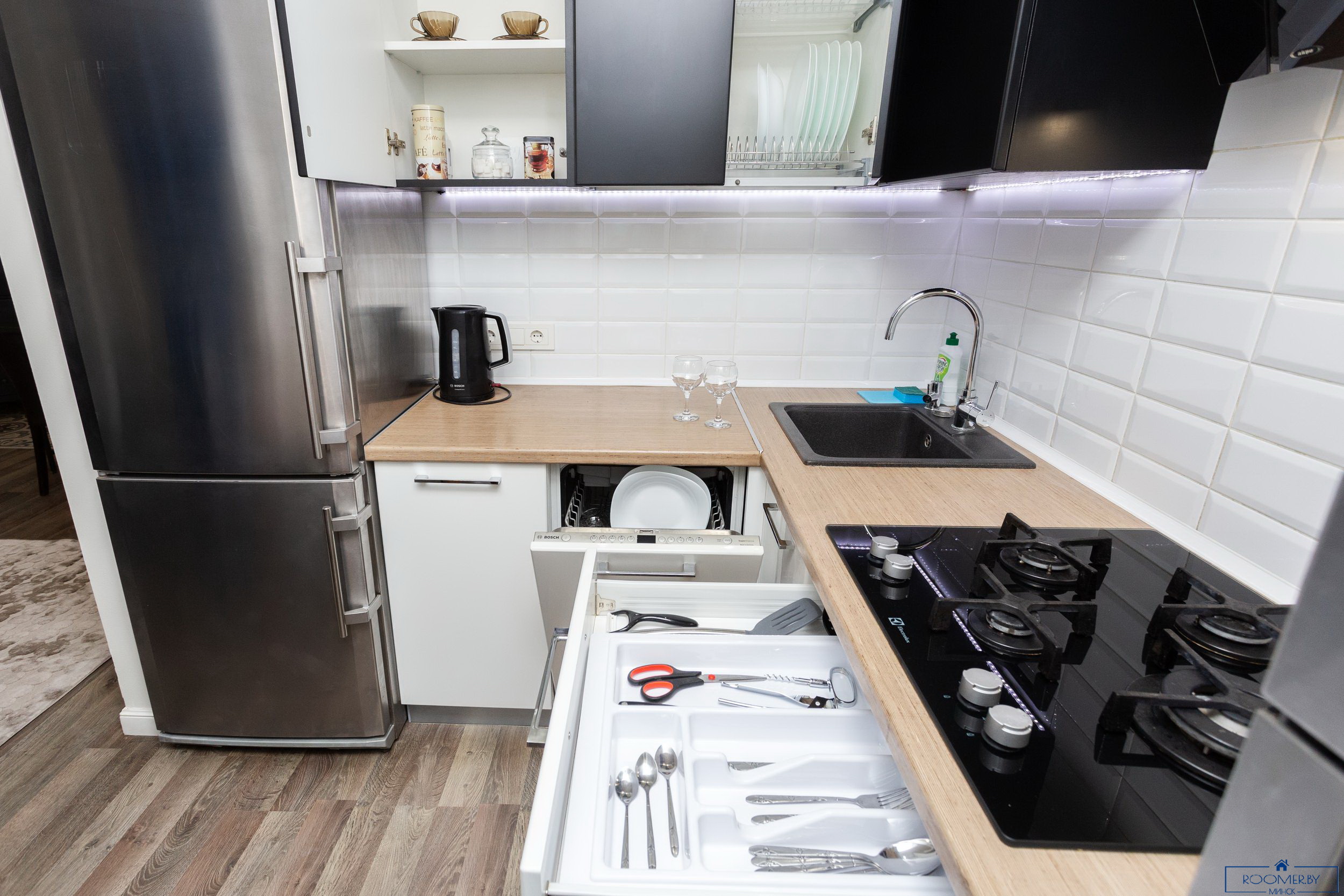 Двухкомнатная квартира в Минске на сутки улица Куйбышева, 46 кухня