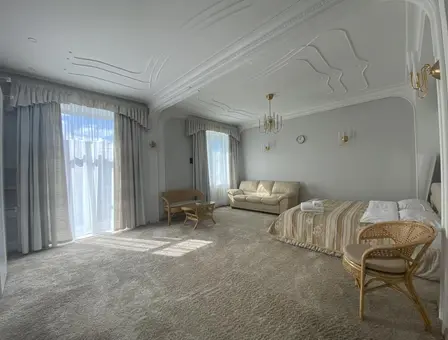 Вид квартиры на сутки, Минск, пр-т Независимости 13 — фото 3