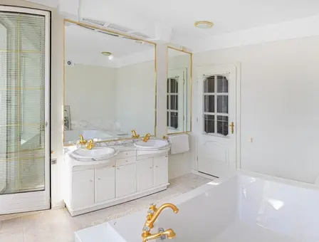 Квартира посуточно Минск, пр-т Независимости 13 — фото интерьера